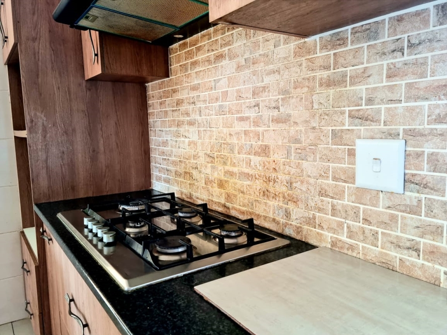 3 Bedroom Property for Sale in Tlhageng Northern Cape